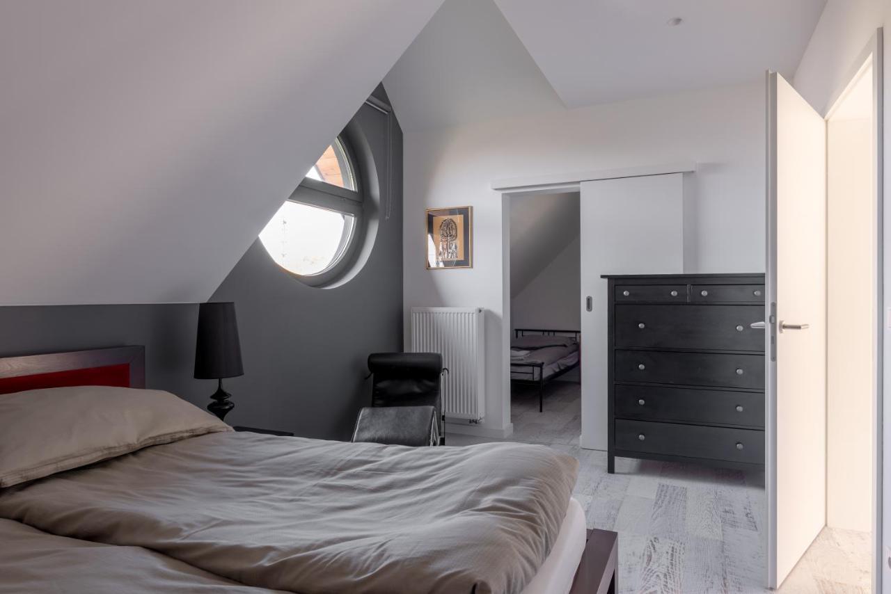 Noclegi Liw Apartments Hotel Apartamenty Венгрув Экстерьер фото